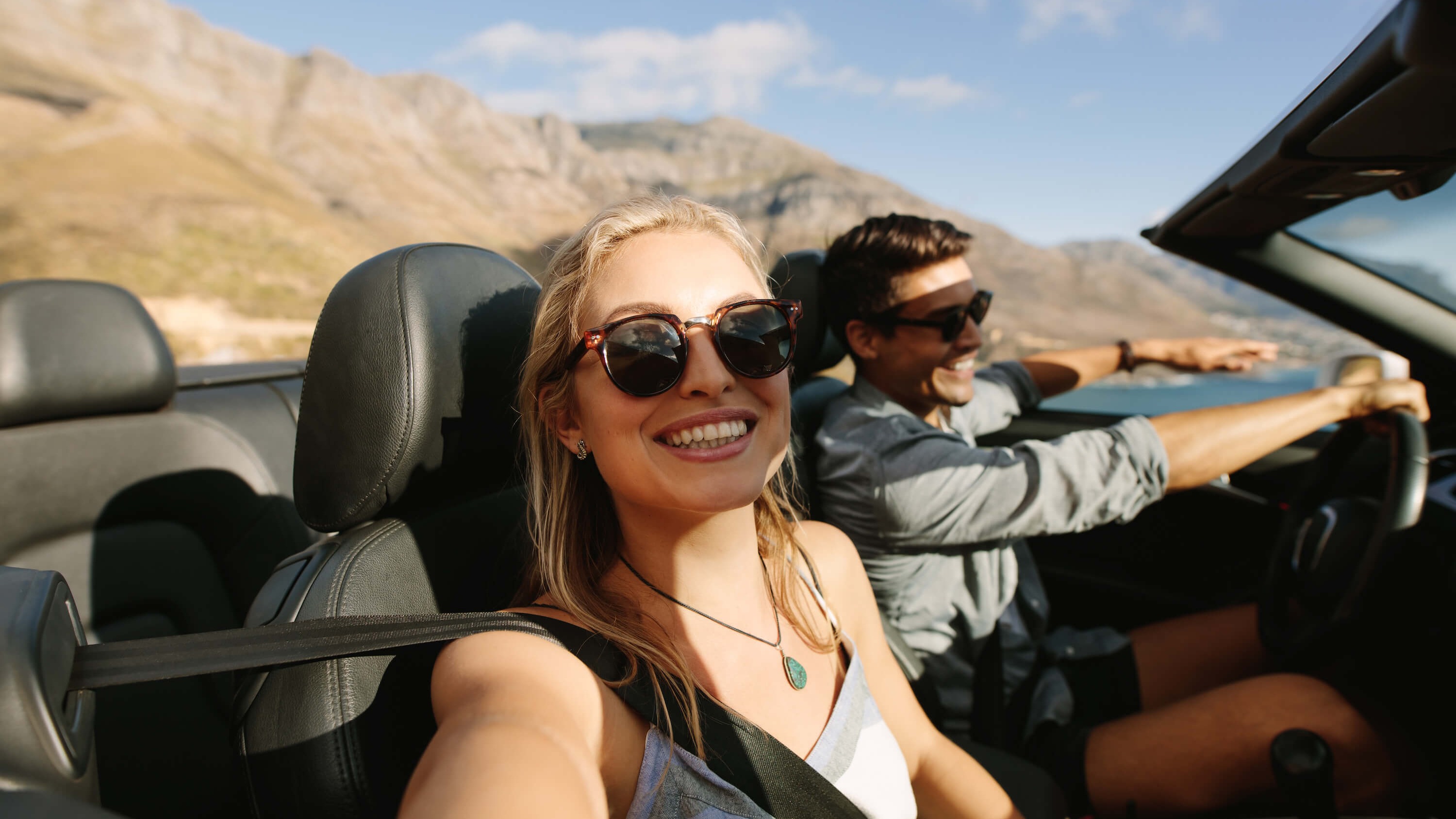 Schnell losfahren<br/>Hallo Autokredit!